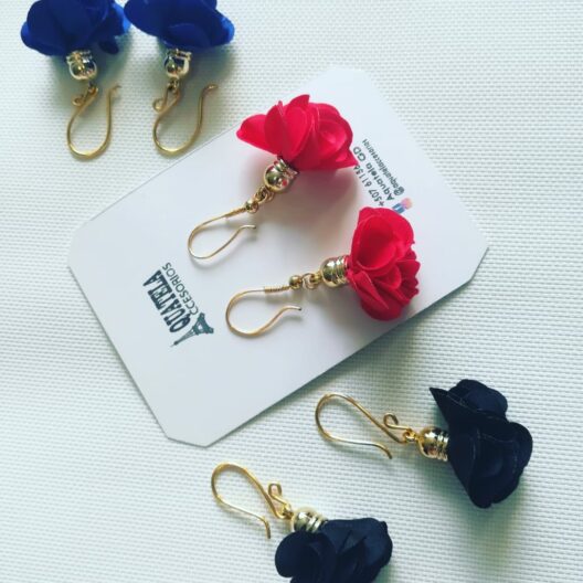 aretes flores colores