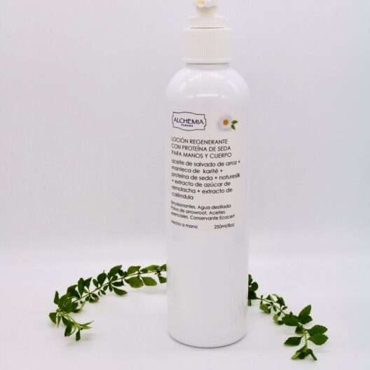 LOCION REGENERANTE CON PROTEINA DE SEDA PARA MANOS Y CUERPO 250ml / 8oz