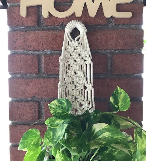 Colgante para maceta de macramé.