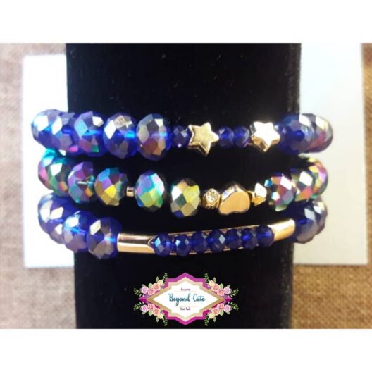 Accesorios y Joyería Set de Aretes de Gotas a juego con 3 pulseras Set de Aretes de Gotas a juego con 3 pulseras