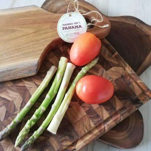 Alimentos, Repostería y Catering Tablas en madera para picar y/o presentar alimentos, tapas etc. Tablas en madera para picar y/o presentar alimentos, tapas etc.