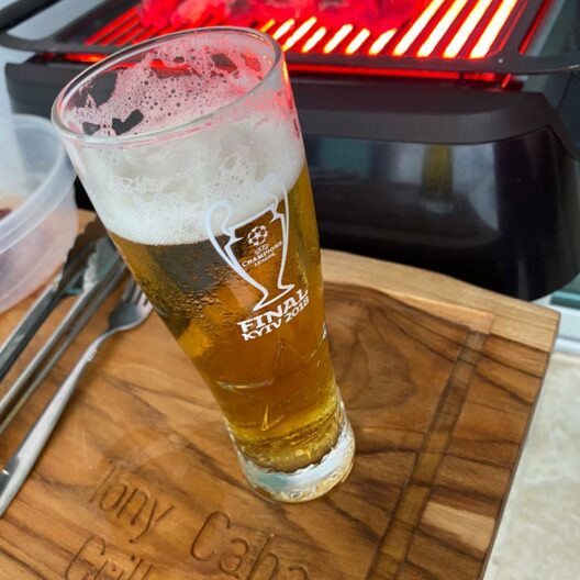 TABLAS EN MADERA MACIZA PARA CORTAR, PRESENTAR QUESOS, TAPAS Y MAS..