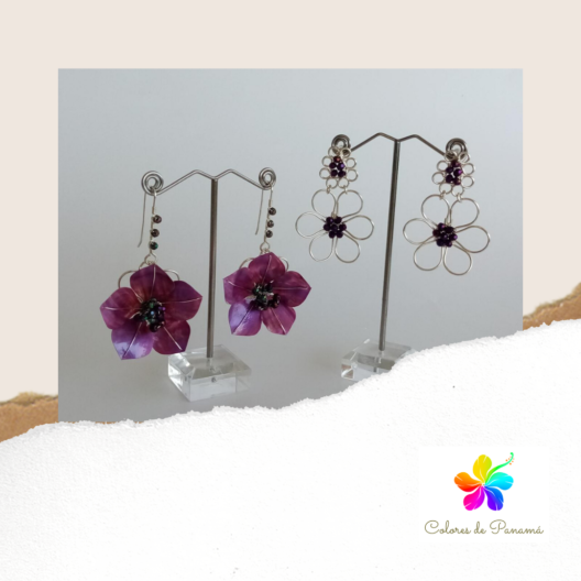 Duo gift de aretes en flores de escamas y alambrismo