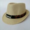 Sombrero crema con diseño