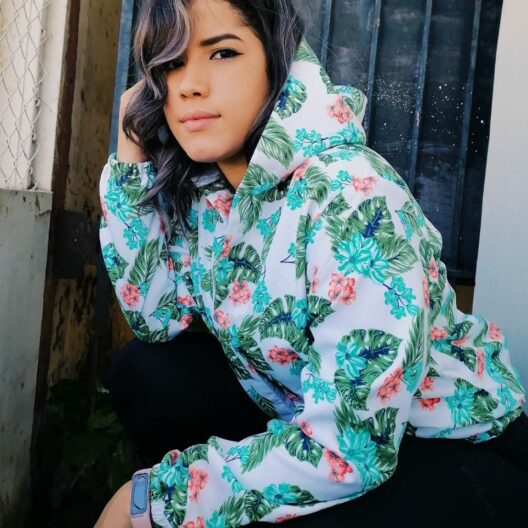 Chaqueta con Capucha Trópico