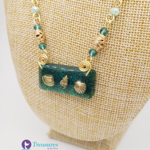 Collar conchitas marinas