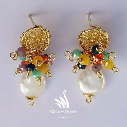 Aretes de Perla Cultivada y Cristales