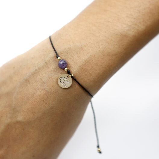 Pulsera de hilo con amatista