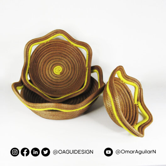 Hogar y Jardinería Set de 3 canastas redondas tejidas en acícula de pino, borde tradicional, color amarillo Set de 3 canastas redondas tejidas en acícula de pino, borde tradicional, color amarillo