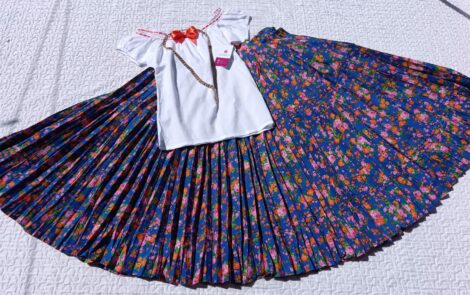 Pollera con camisola talla 12