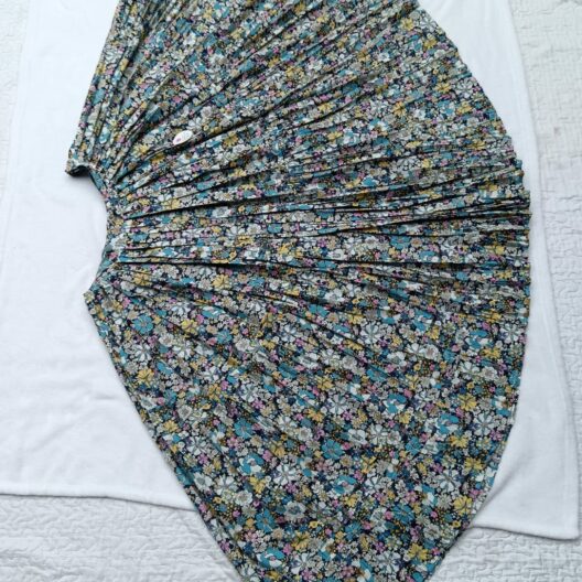Pollera-faldón para niña