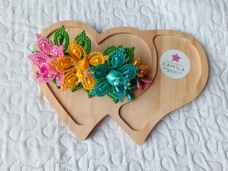 Tapamoño de flores -tembleques panameños