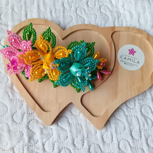 Tapamoño de flores -tembleques panameños